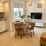 בית הארחה Rey איסלה דה ארוסה