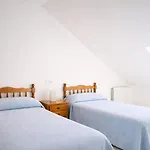 Rey 3*