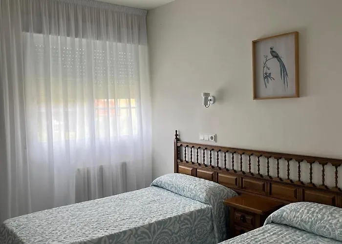 Rey Konukevi Isla de Arosa